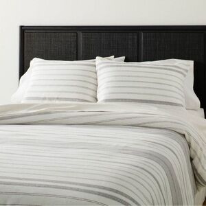 3pc Full/Queen Alternating Pinstripe Comforter & S Gray/Cream